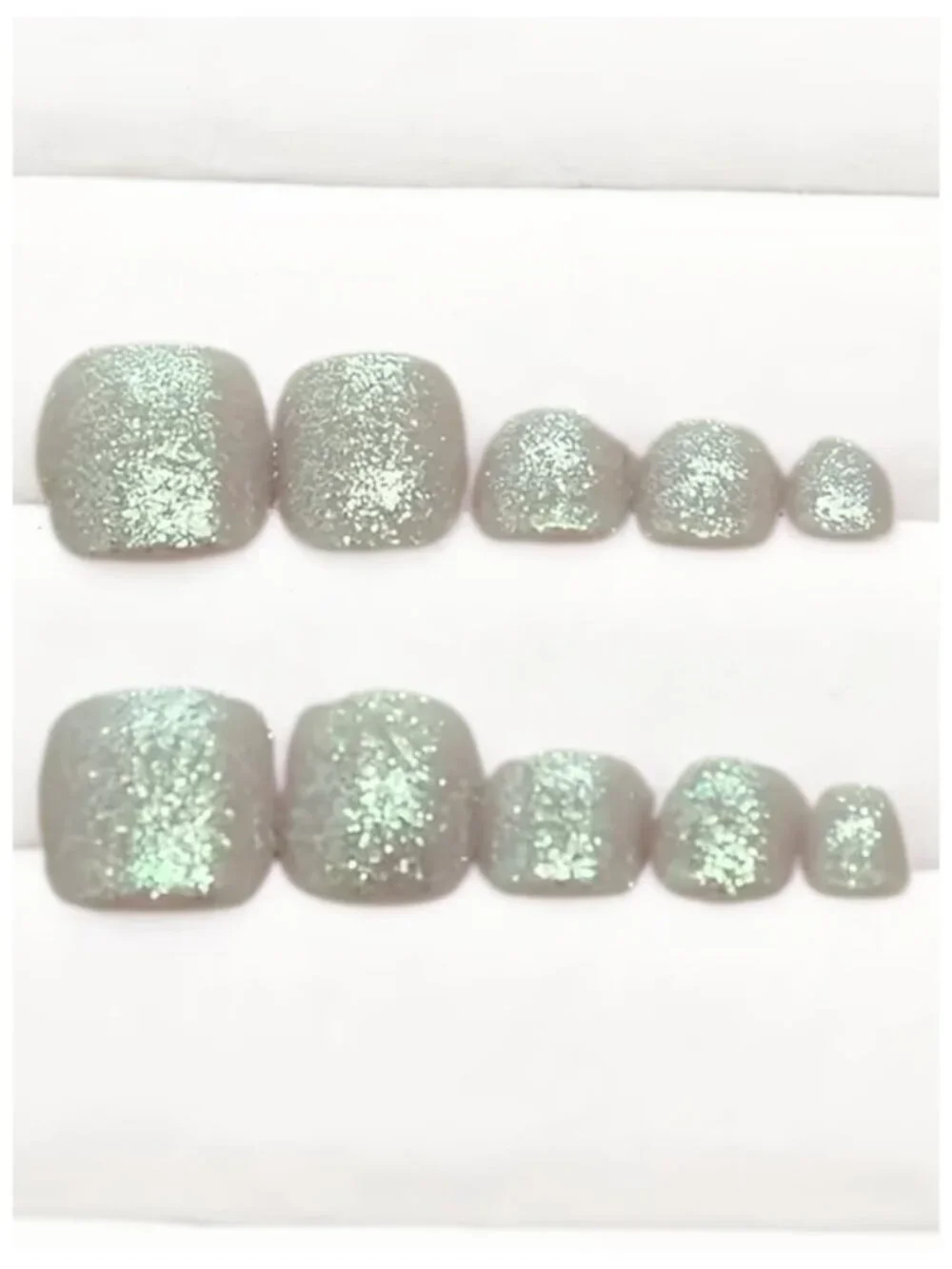 NWT 24pc Glitter Press On Toenails Short Square Fake Nails Kit